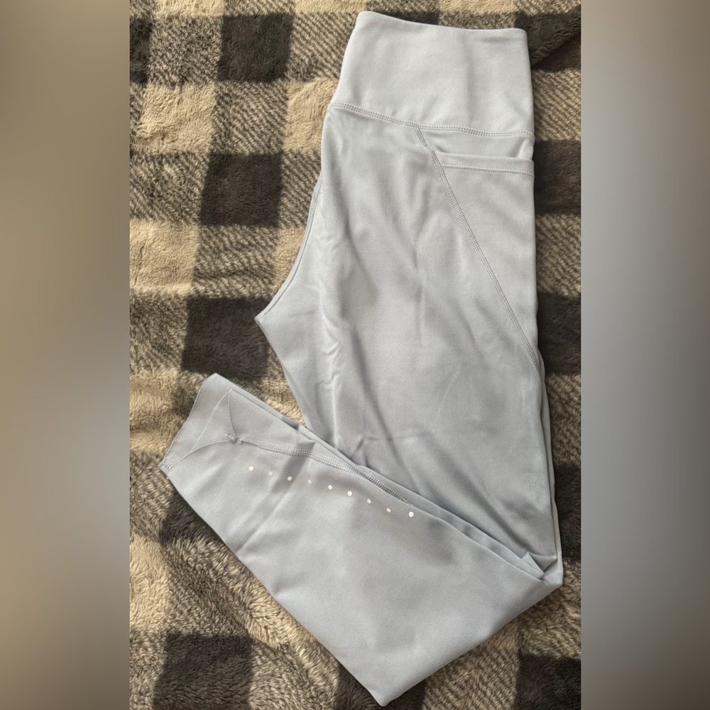 Danskin Light Gray Active Leggings Size Medium